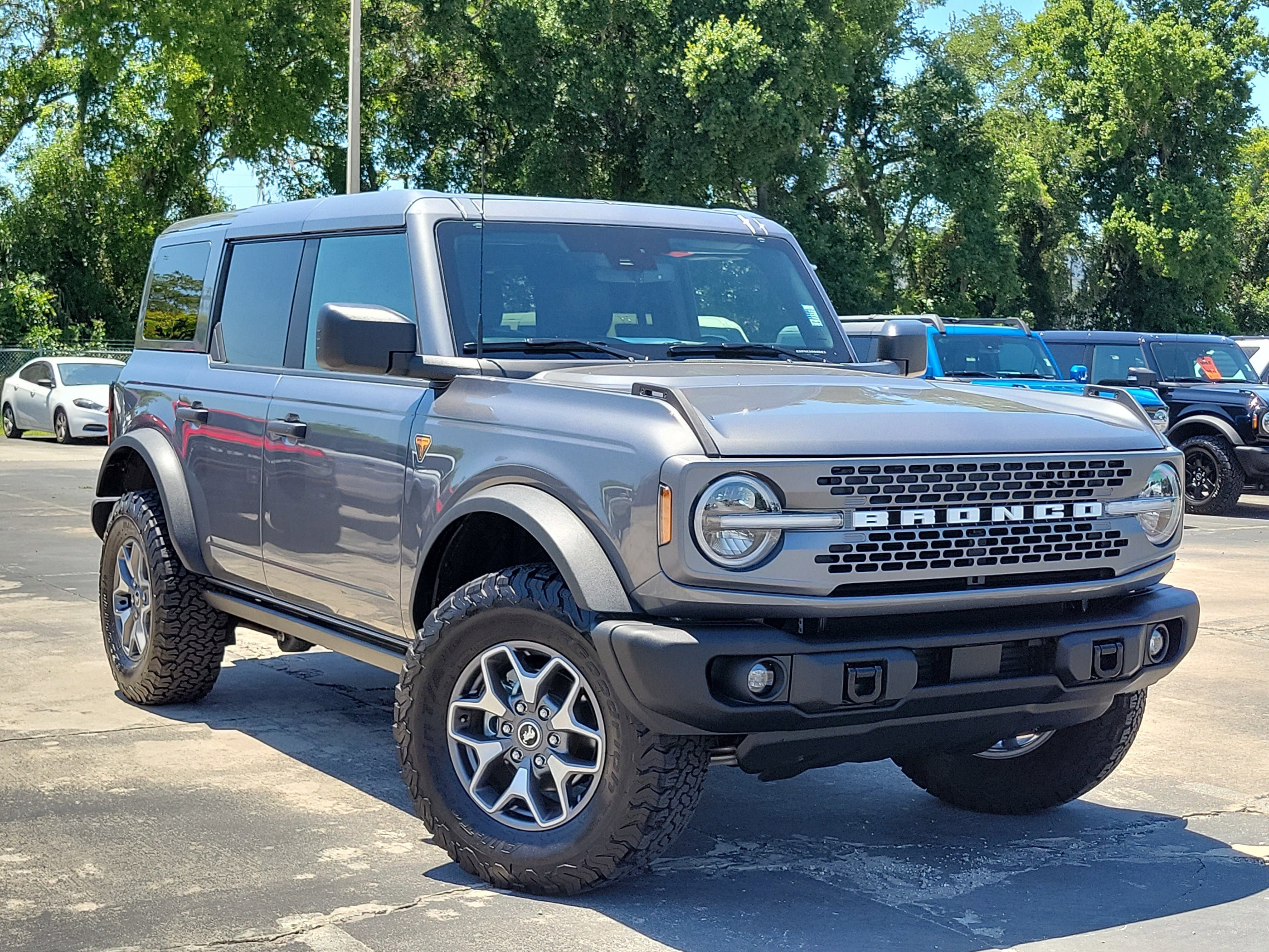 Certified 2025 Ford Bronco Badlands AWD/4WD video 2