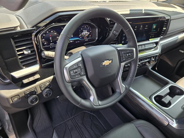 Used 2024 Chevrolet Silverado 2500 LTZ w/ LTZ Plus Package AWD/4WD image 17