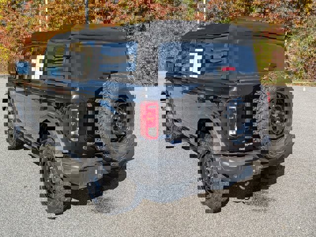Certified 2022 Ford Bronco Black Diamond image 3