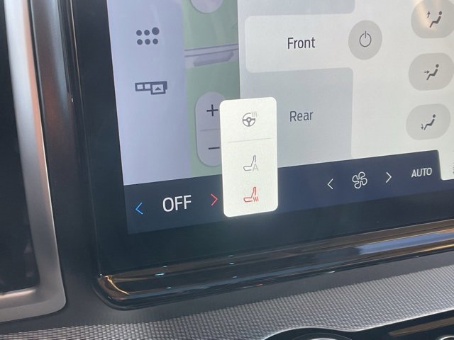 Certified 2025 Ford Expedition Active image 27