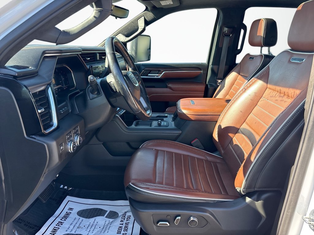 Used 2024 GMC Sierra 2500 Denali Ultimate AWD/4WD image 25