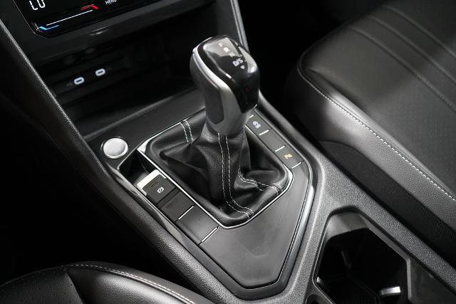 Used 2024 Volkswagen Tiguan SE R-Line FWD image 29