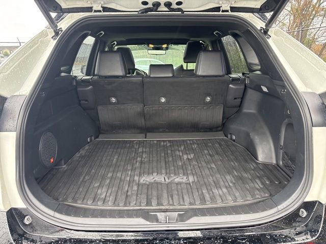 Used 2021 Toyota RAV4 XSE image 12