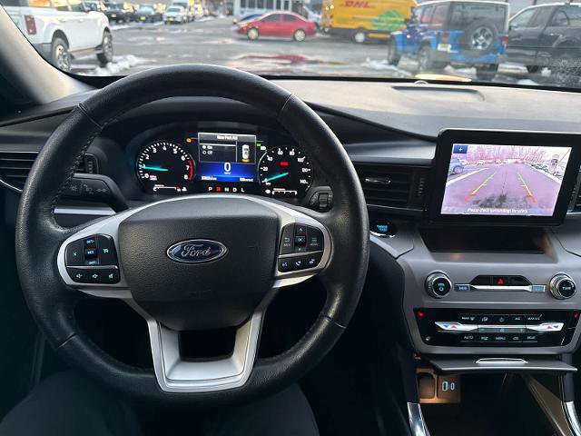 Certified 2023 Ford Explorer XLT w/ Equipment Group 202A image 13