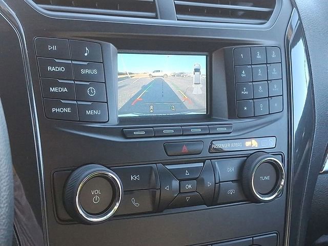 Certified 2019 Ford Explorer XLT w/ Class III Trailer Tow Package image 26