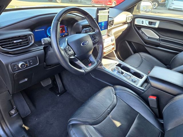 Certified 2020 Ford Explorer ST w/ Premium Technology Package AWD/4WD image 10