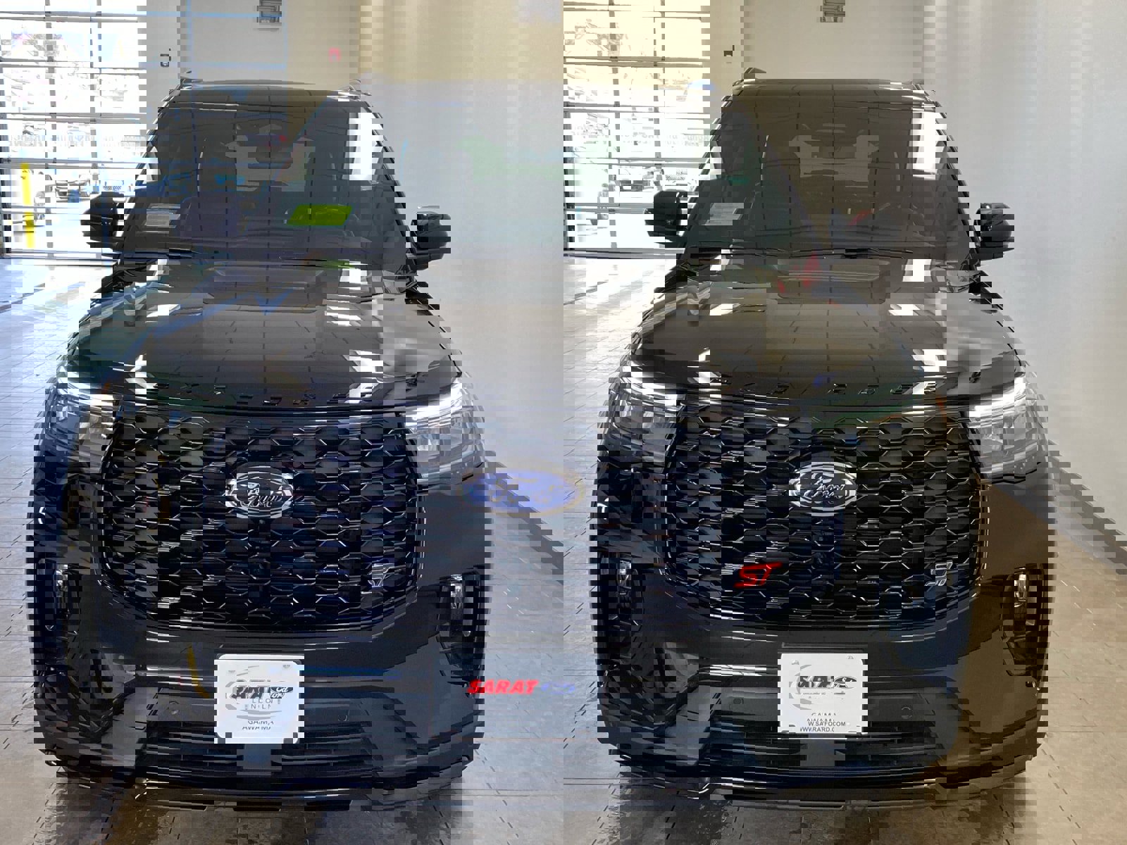 Certified 2025 Ford Explorer ST image 3