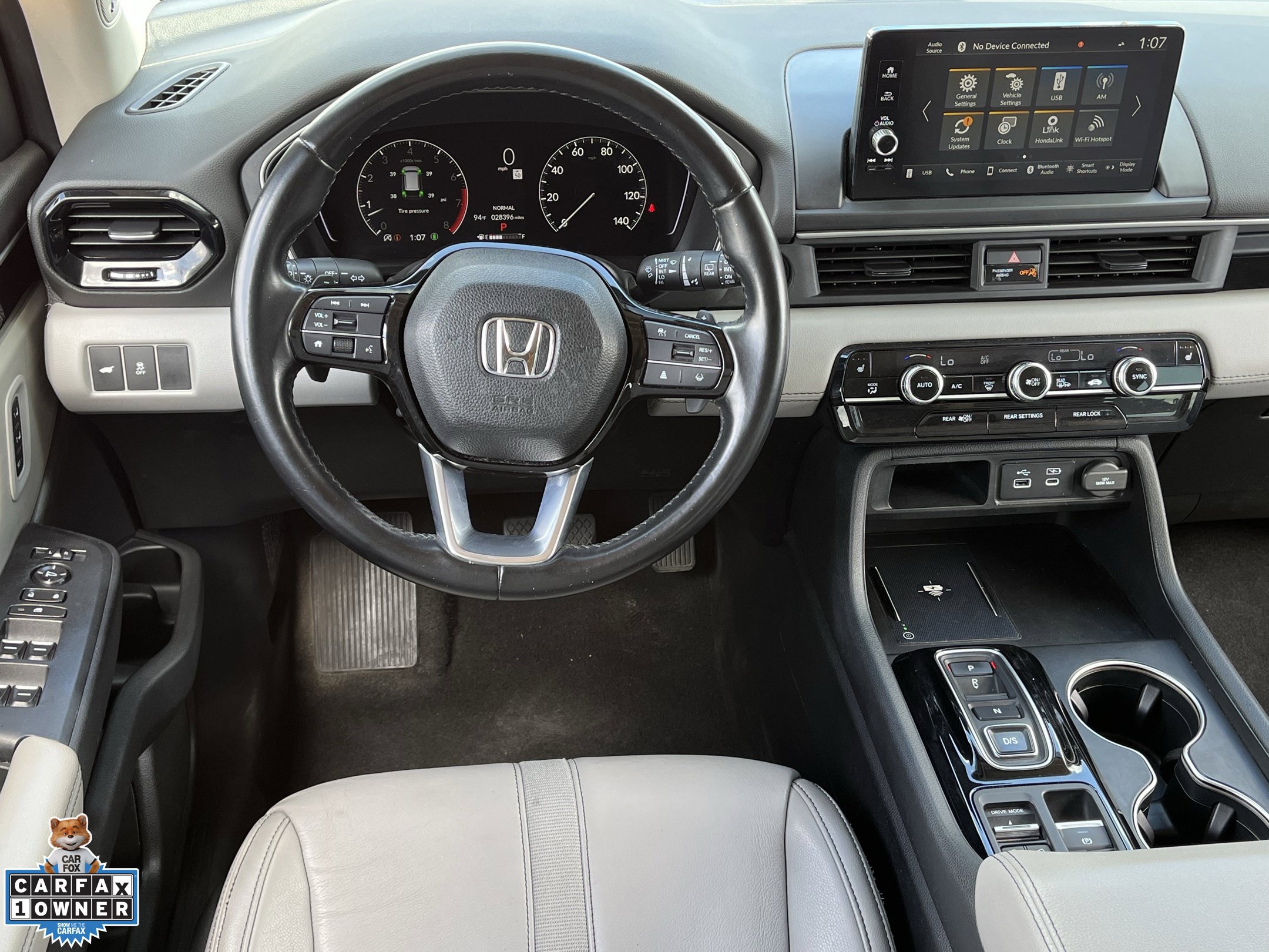Used 2023 Honda Pilot Touring image 12