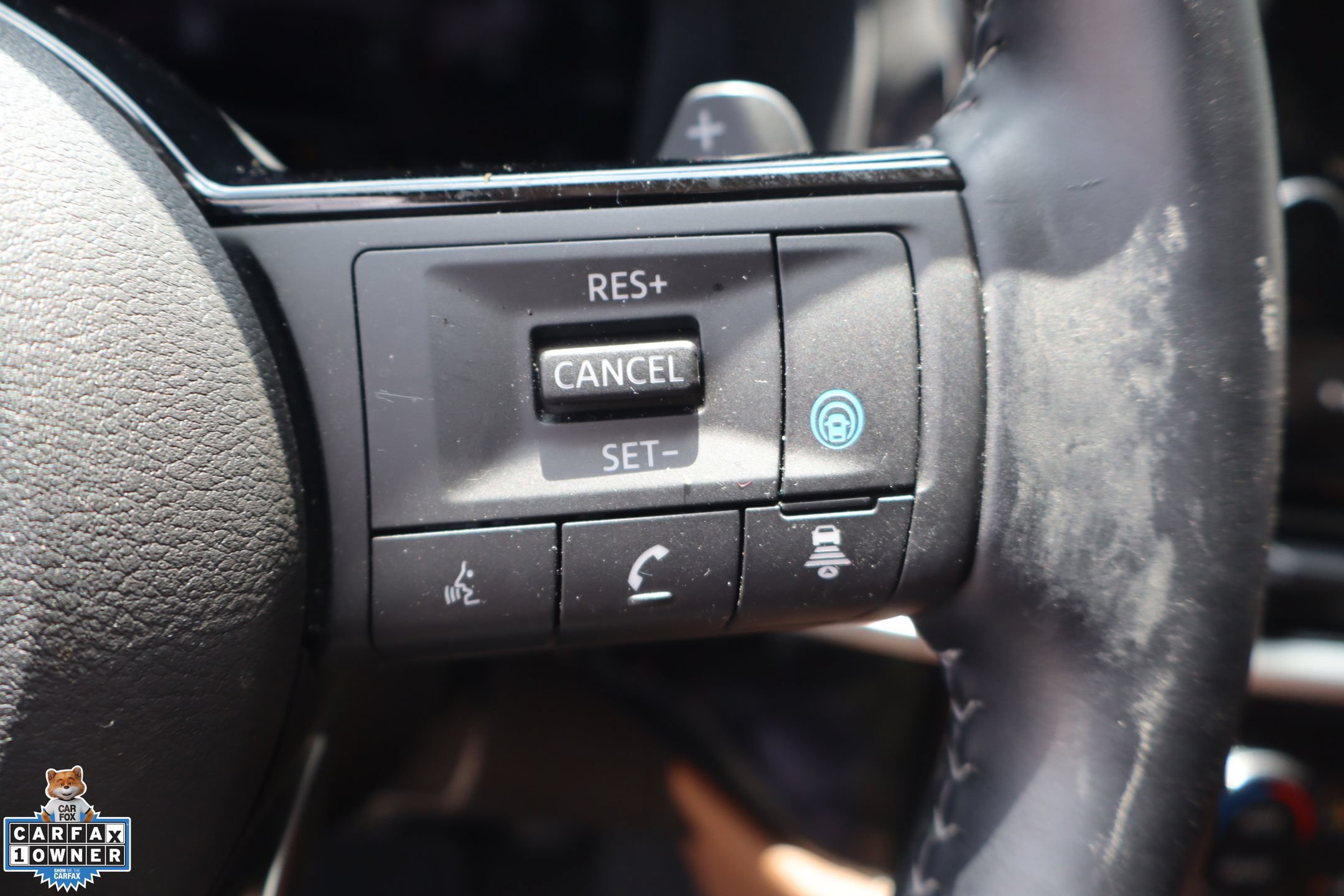 Used 2025 Nissan Pathfinder Platinum FWD image 16