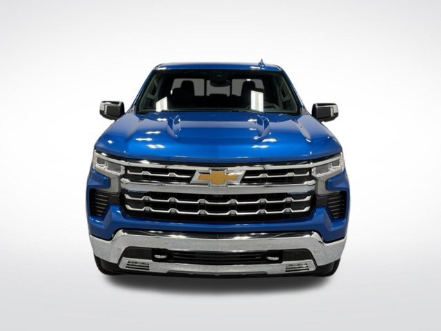 Used 2022 Chevrolet Silverado 1500 LTZ AWD/4WD image 3