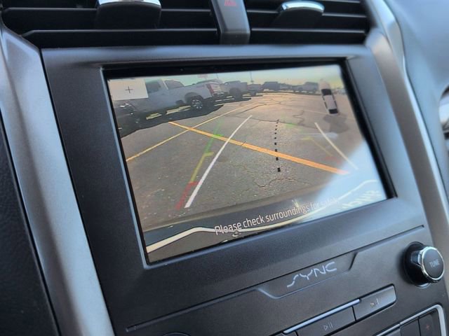 Certified 2020 Ford Fusion SE FWD image 25