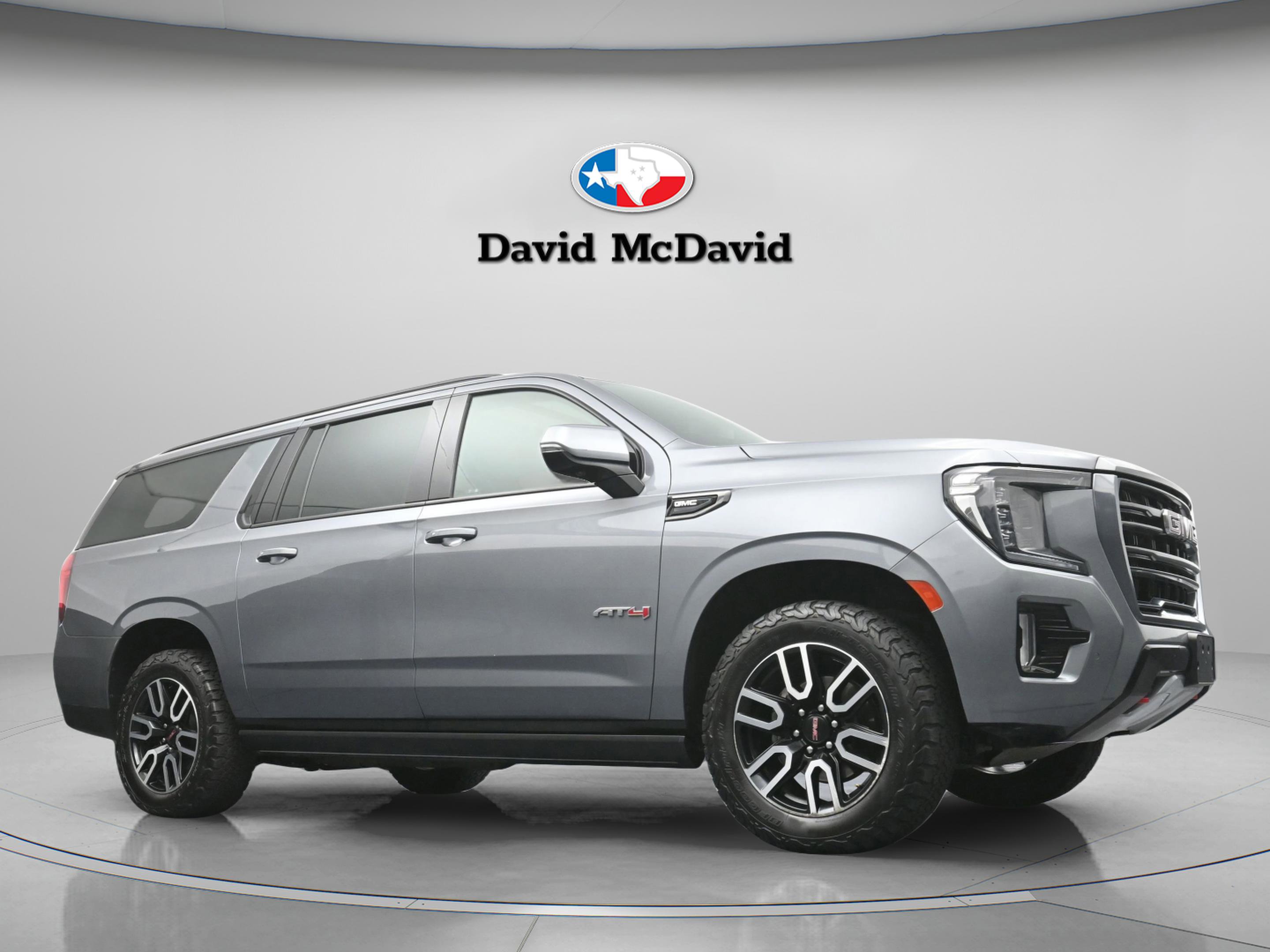 Used 2022 GMC Yukon XL AT4 image 25