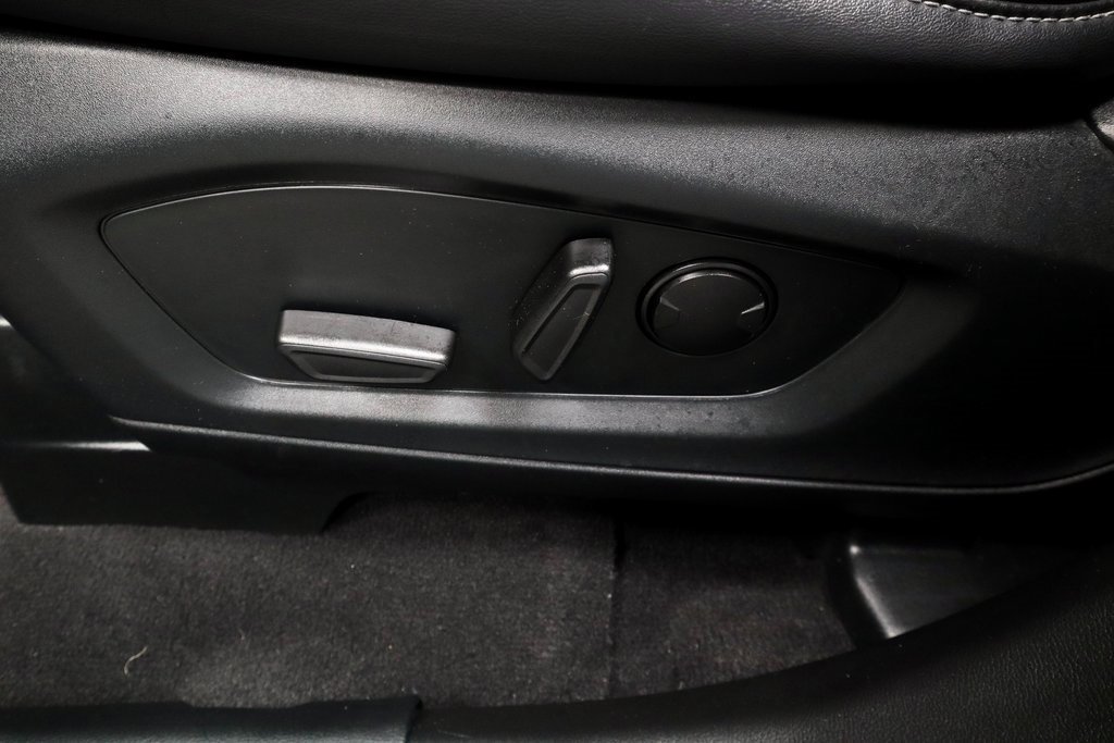 Certified 2023 Ford Explorer XLT w/ Equipment Group 202A image 26