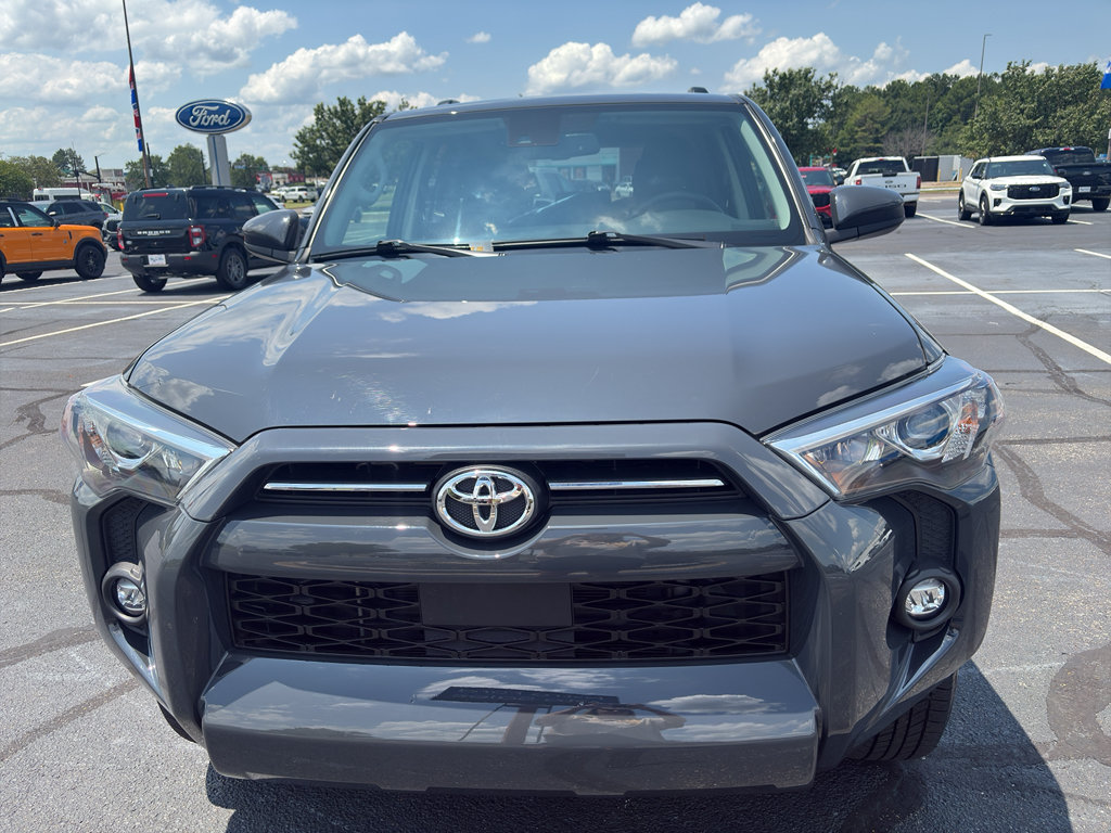 Used 2024 Toyota 4Runner SR5 RWD image 2