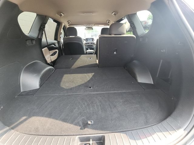 Used 2020 Hyundai Santa Fe SE AWD/4WD image 16