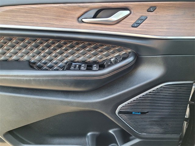 Used 2023 Jeep Grand Cherokee Summit w/ Adv Protech Group IV image 30