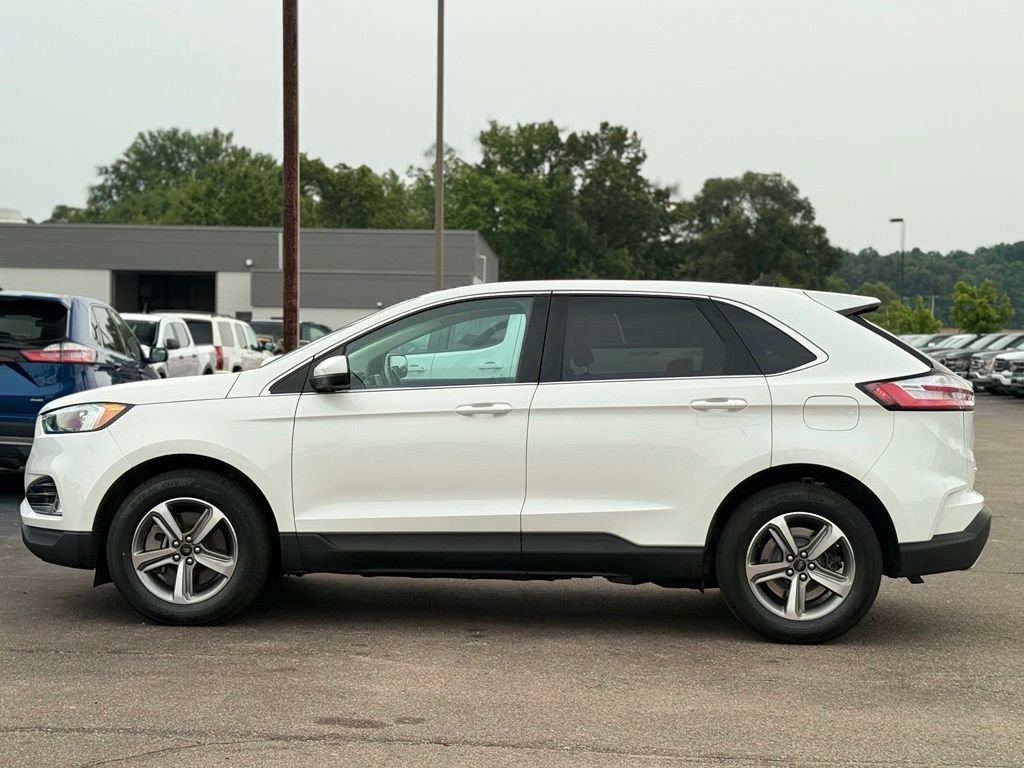 Certified 2024 Ford Edge SEL w/ Convenience Package AWD/4WD image 35