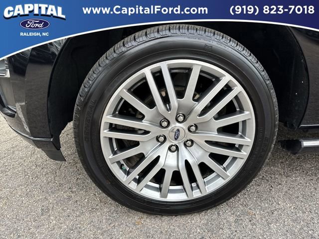 Certified 2023 Ford Expedition Max Platinum image 12