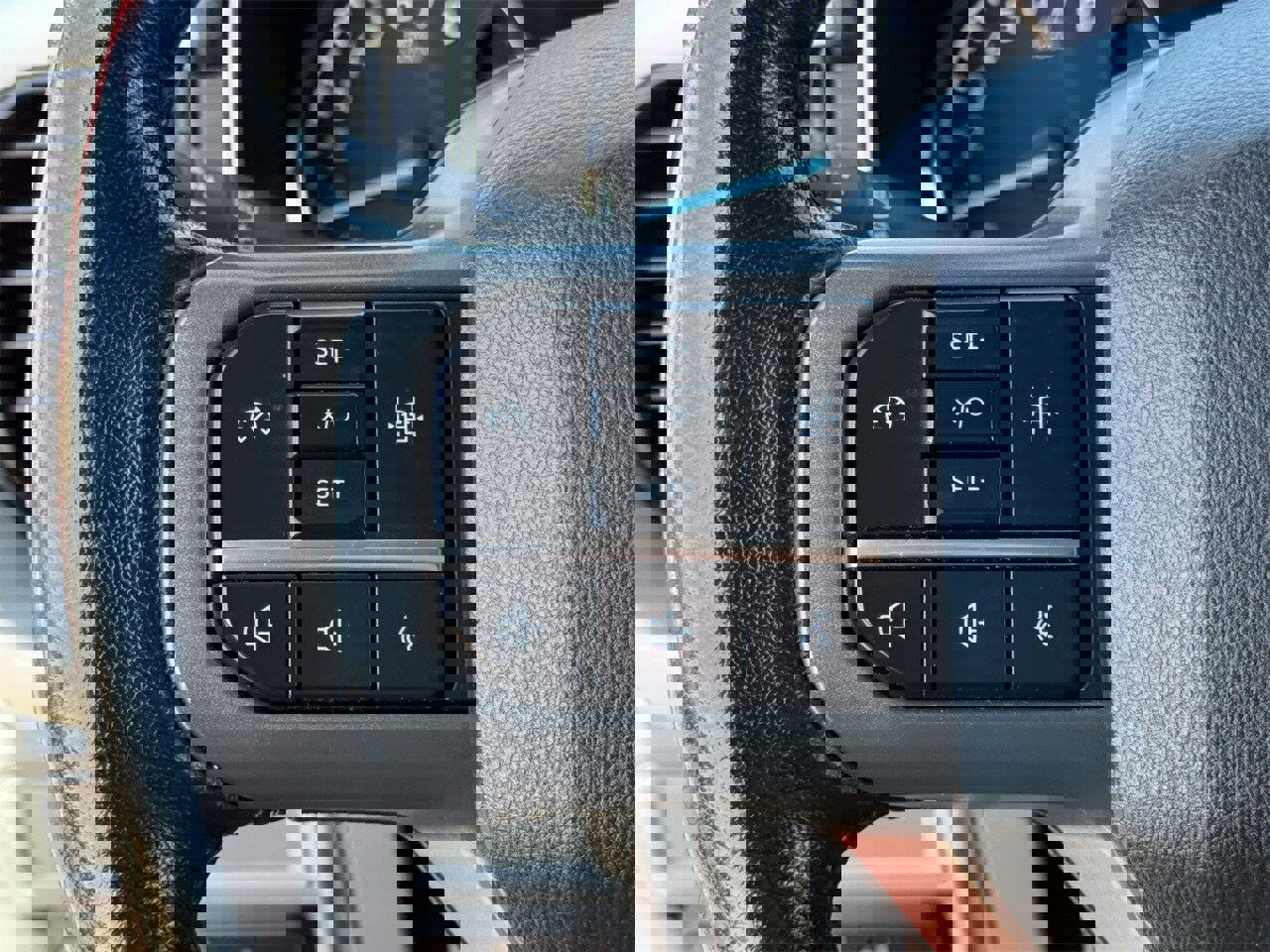 Certified 2022 Ford F150 XLT w/ Equipment Group 301A Mid image 12