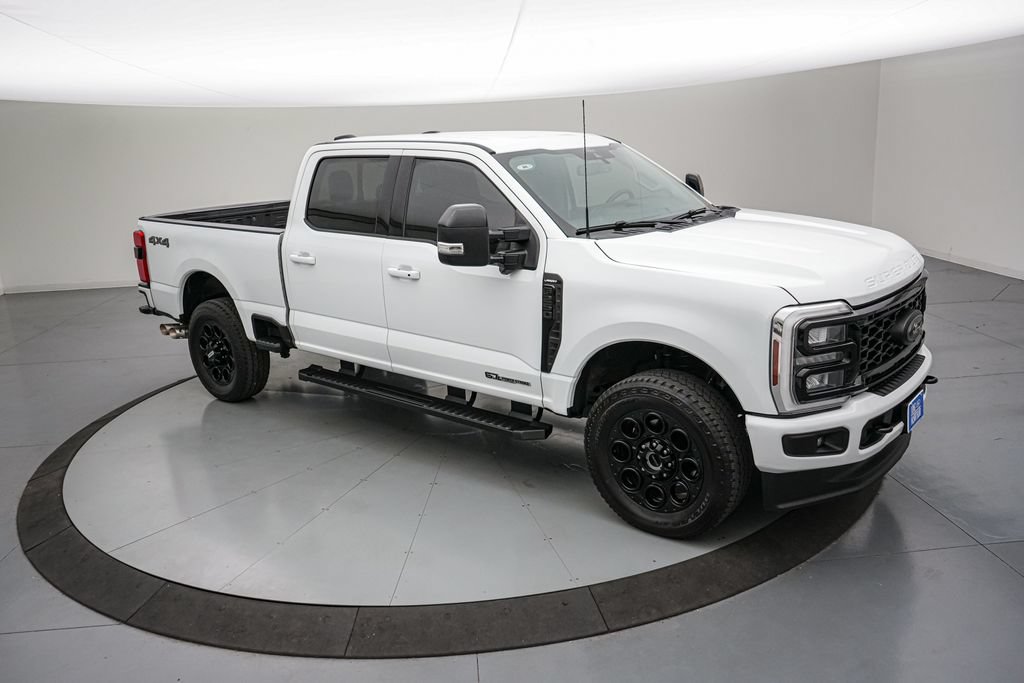 Certified 2025 Ford F250 Lariat w/ Black Appearance Package AWD/4WD image 2