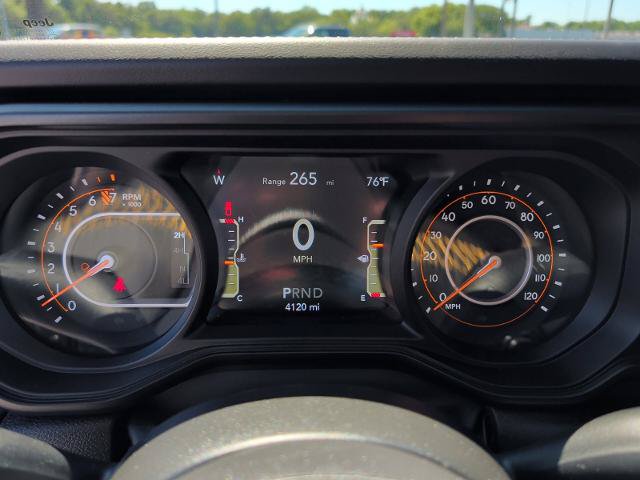 Used 2024 Jeep Gladiator Sport AWD/4WD image 15