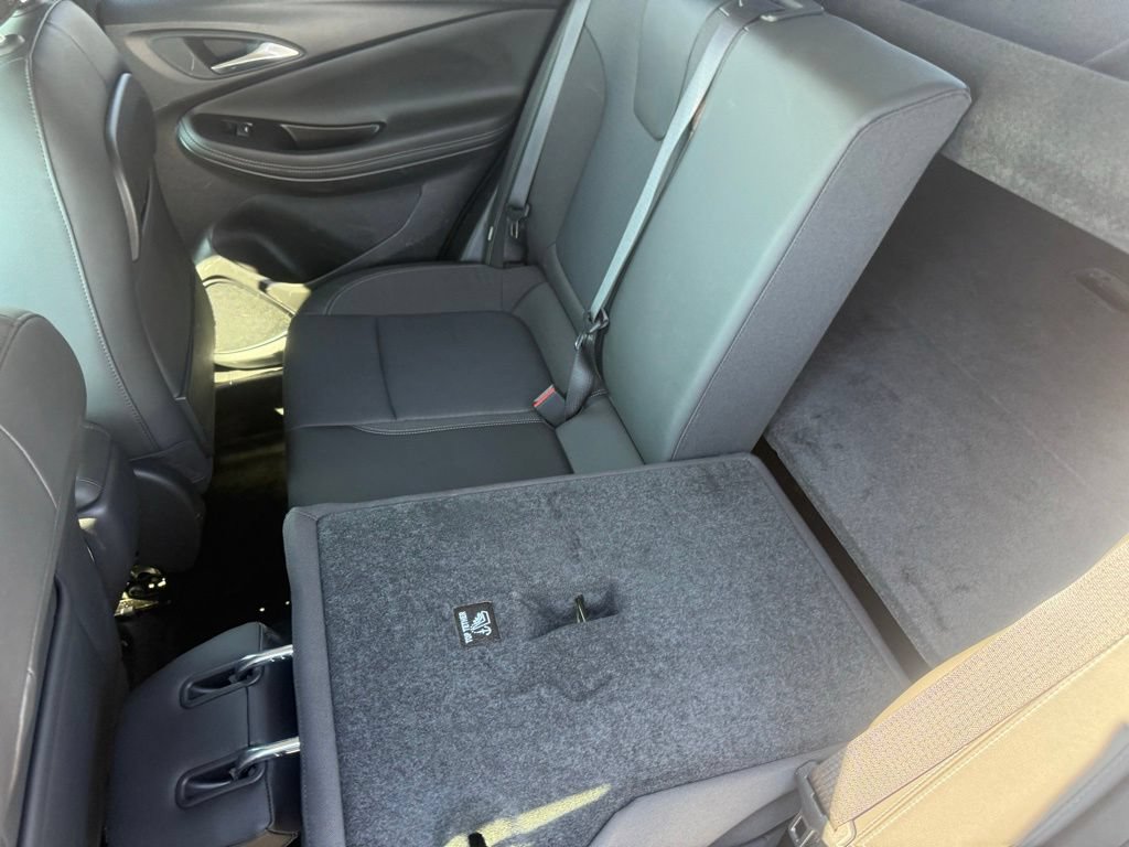 Used 2023 Buick Encore GX Preferred w/ Cold Weather Comfort Package FWD image 36