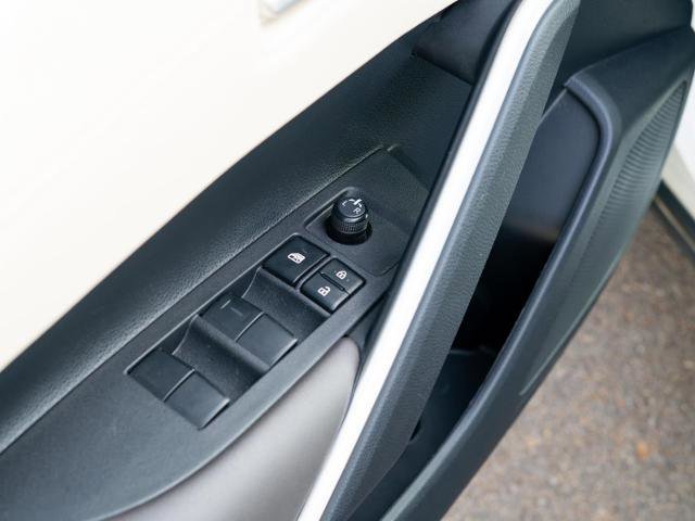 Used 2024 Toyota Corolla Cross XLE image 15