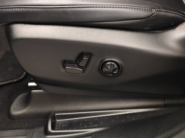 Used 2025 Chrysler Pacifica Select FWD image 22