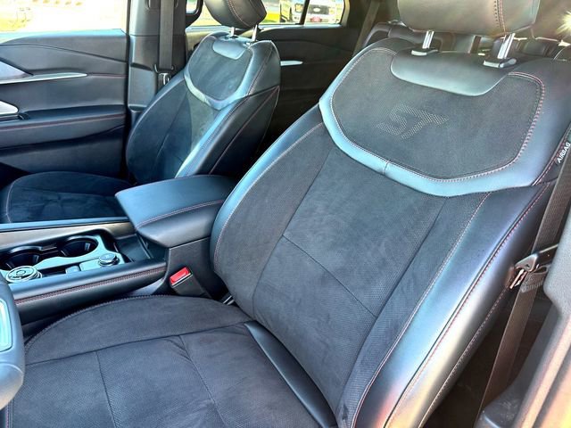 Certified 2025 Ford Explorer ST image 10