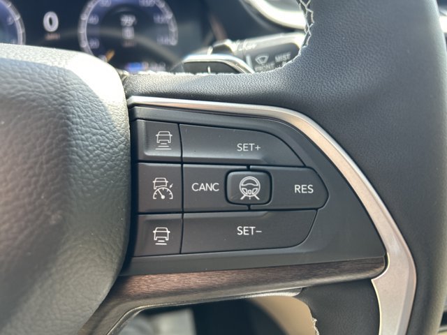 Used 2026 Jeep Grand Cherokee L Limited w/ Luxury Tech Group II RWD image 21