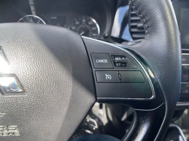 Used 2019 Mitsubishi Outlander LE image 20