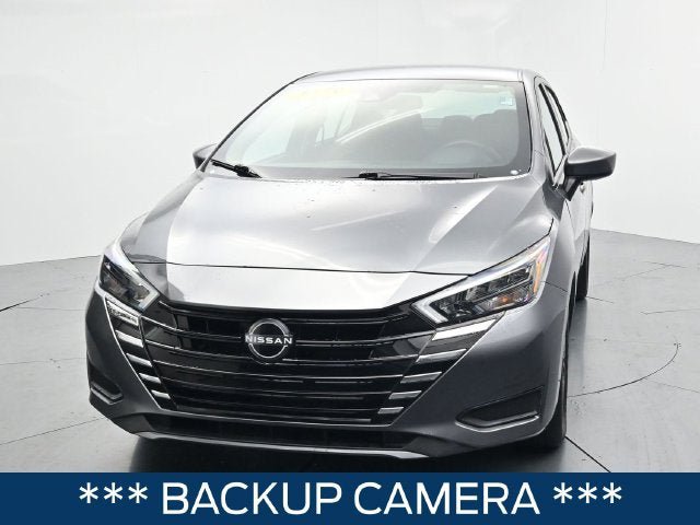 Used 2025 Nissan Versa SV FWD image 4