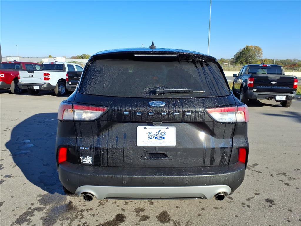 Certified 2020 Ford Escape SE image 4