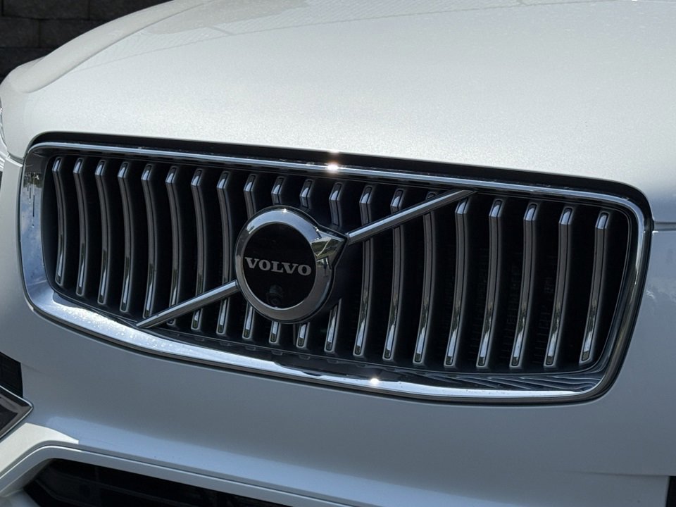Used 2023 Volvo XC90 B6 Ultimate w/ Protection Package image 49