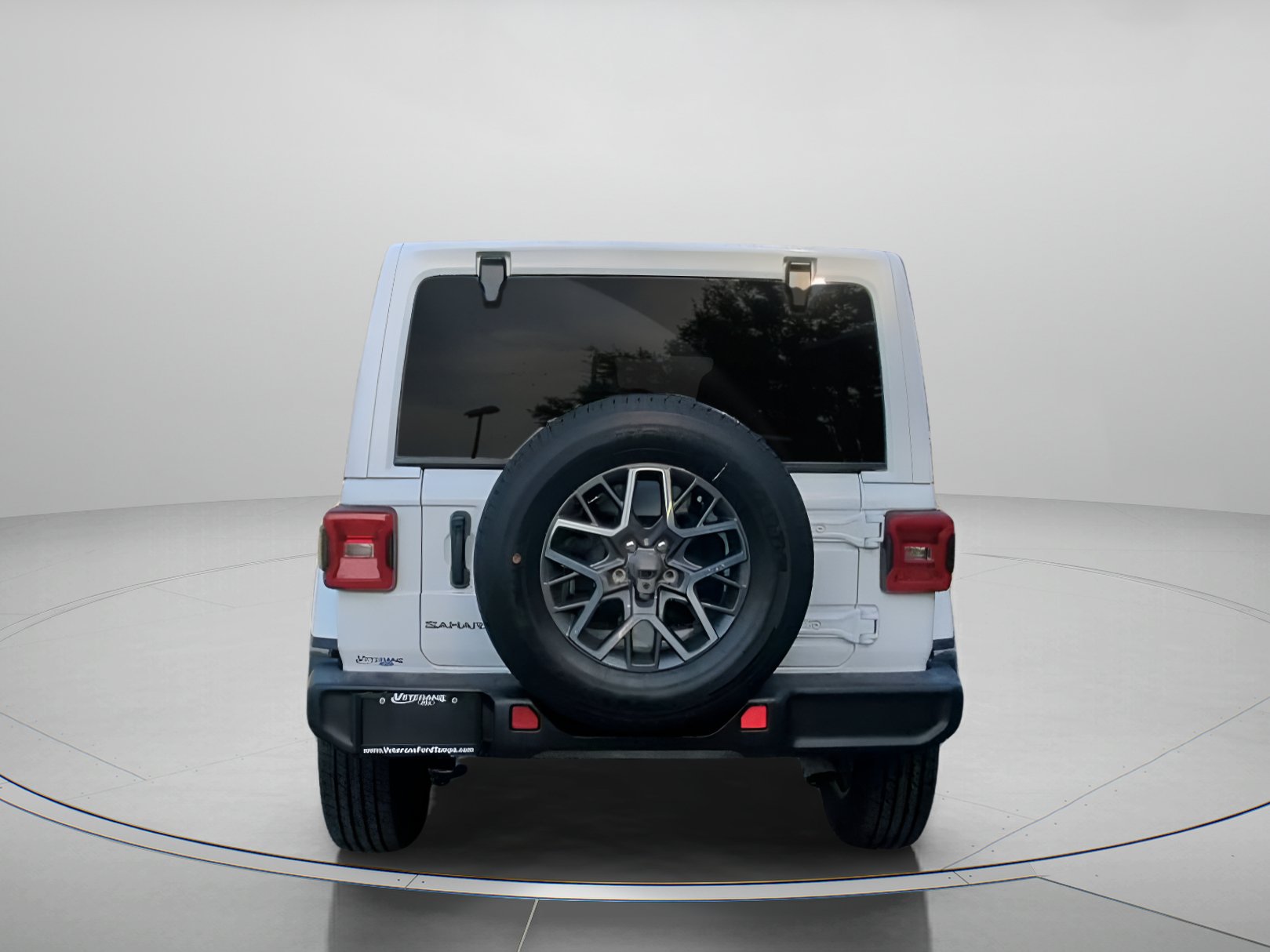 Used 2025 Jeep Wrangler Unlimited Sahara AWD/4WD image 24