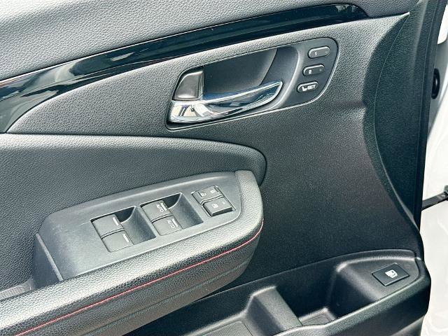 Used 2021 Honda Ridgeline Black Edition image 16