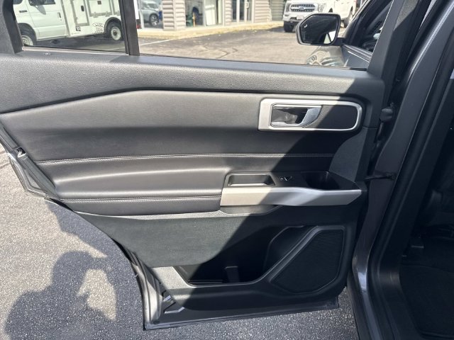 Certified 2024 Ford Explorer XLT w/ Equipment Group 202A RWD image 20