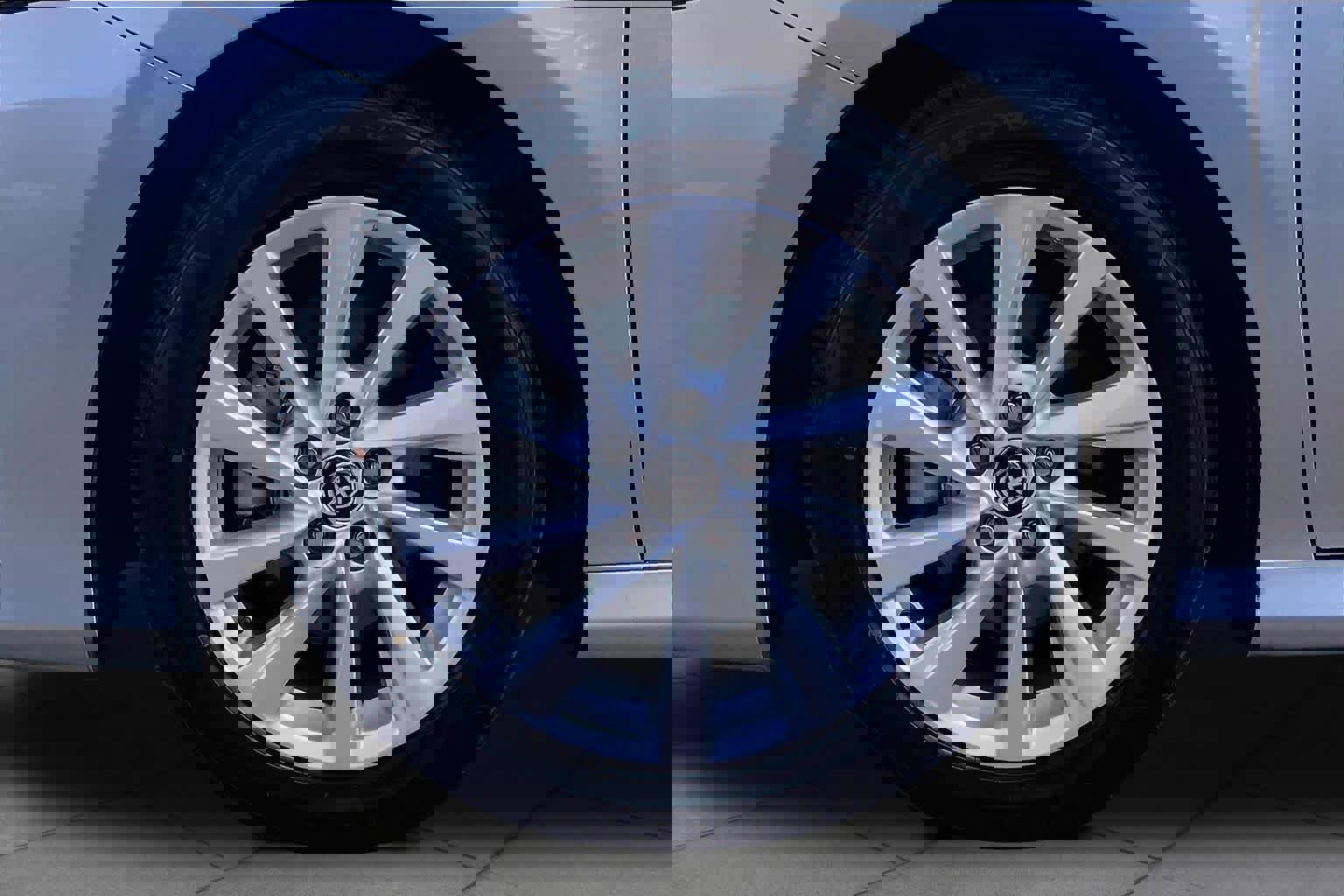 Used 2024 Toyota Camry LE FWD image 13