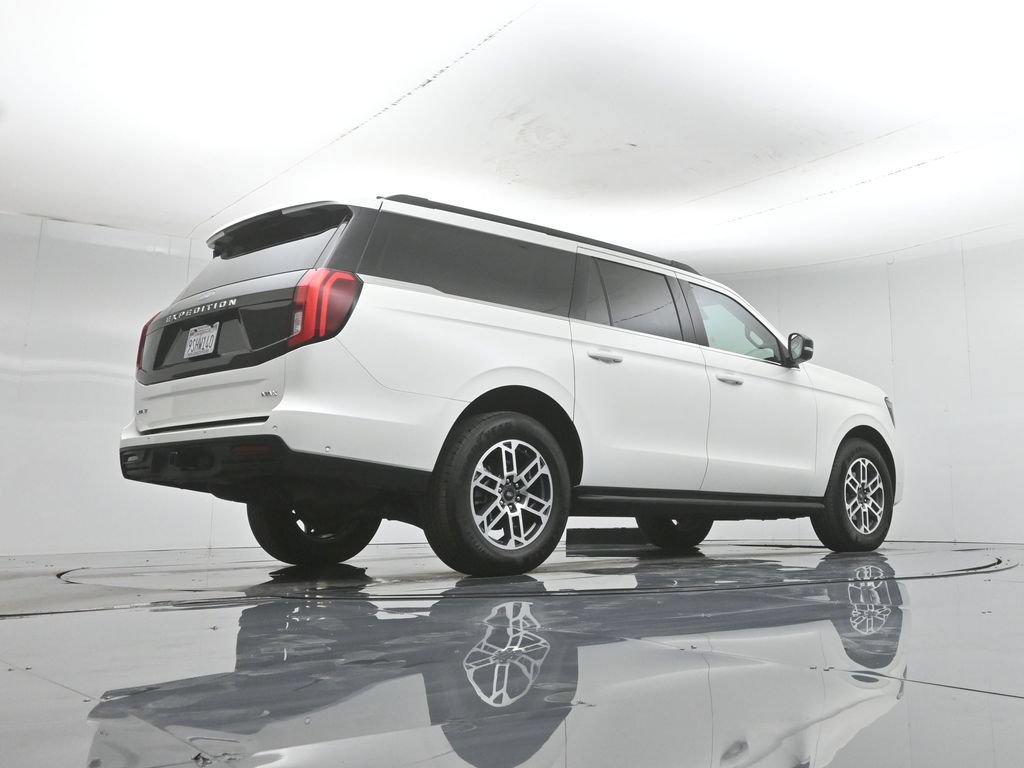 Certified 2025 Ford Expedition Max Active RWD image 50