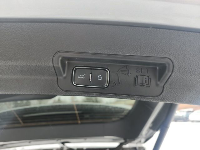 Certified 2024 Ford Explorer ST-Line w/ Class IV Trailer Tow Package image 15