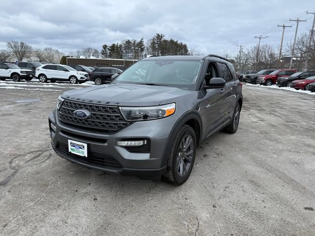 Certified 2022 Ford Explorer XLT w/ Equipment Group 202A image 12