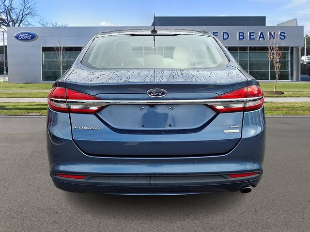 Certified 2018 Ford Fusion SE w/ Fusion SE Technology Package FWD image 6