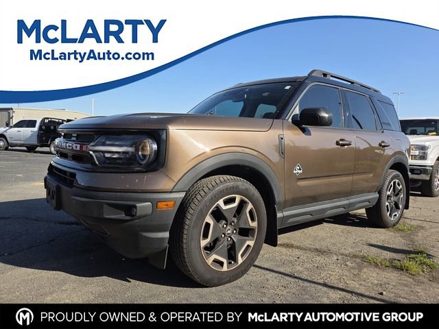 Certified 2022 Ford Bronco Sport Outer Banks w/ Tech Package AWD/4WD image 1