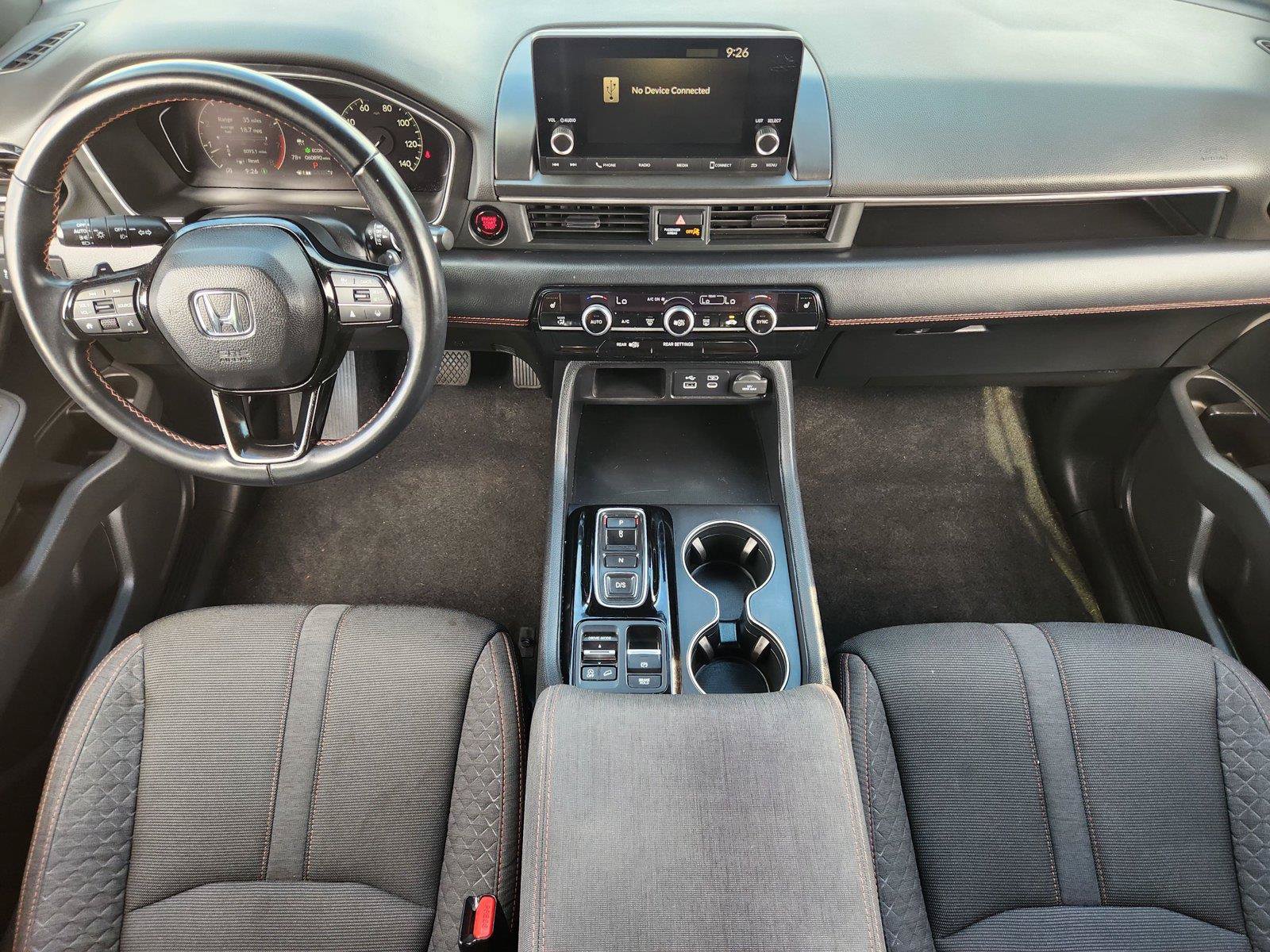Used 2023 Honda Pilot Sport image 19