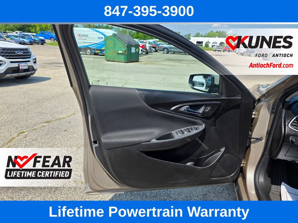 Used 2024 Chevrolet Malibu LT FWD image 13