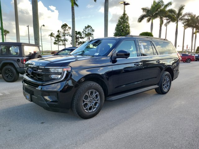 Certified 2025 Ford Expedition Max Active AWD/4WD image 4