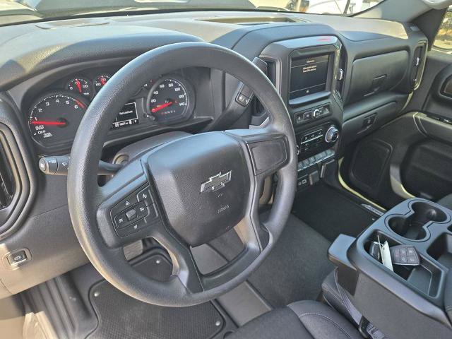 Used 2025 Chevrolet Silverado 1500 Custom Trail Boss w/ LPO, Dark Essentials Package AWD/4WD image 11