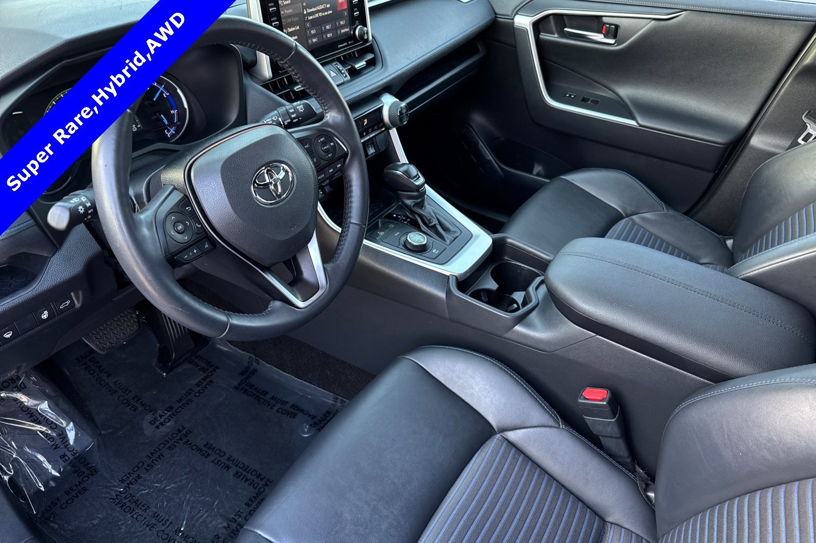 Used 2019 Toyota RAV4 XSE w/ XSE Weather Package image 10
