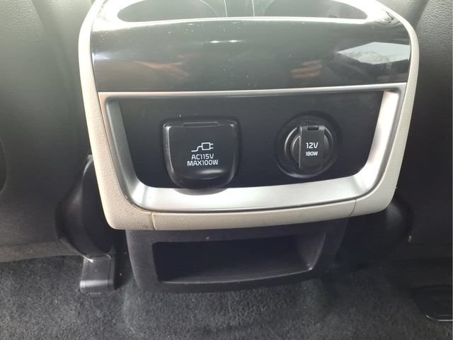 Used 2024 Kia Carnival SX Prestige FWD image 13