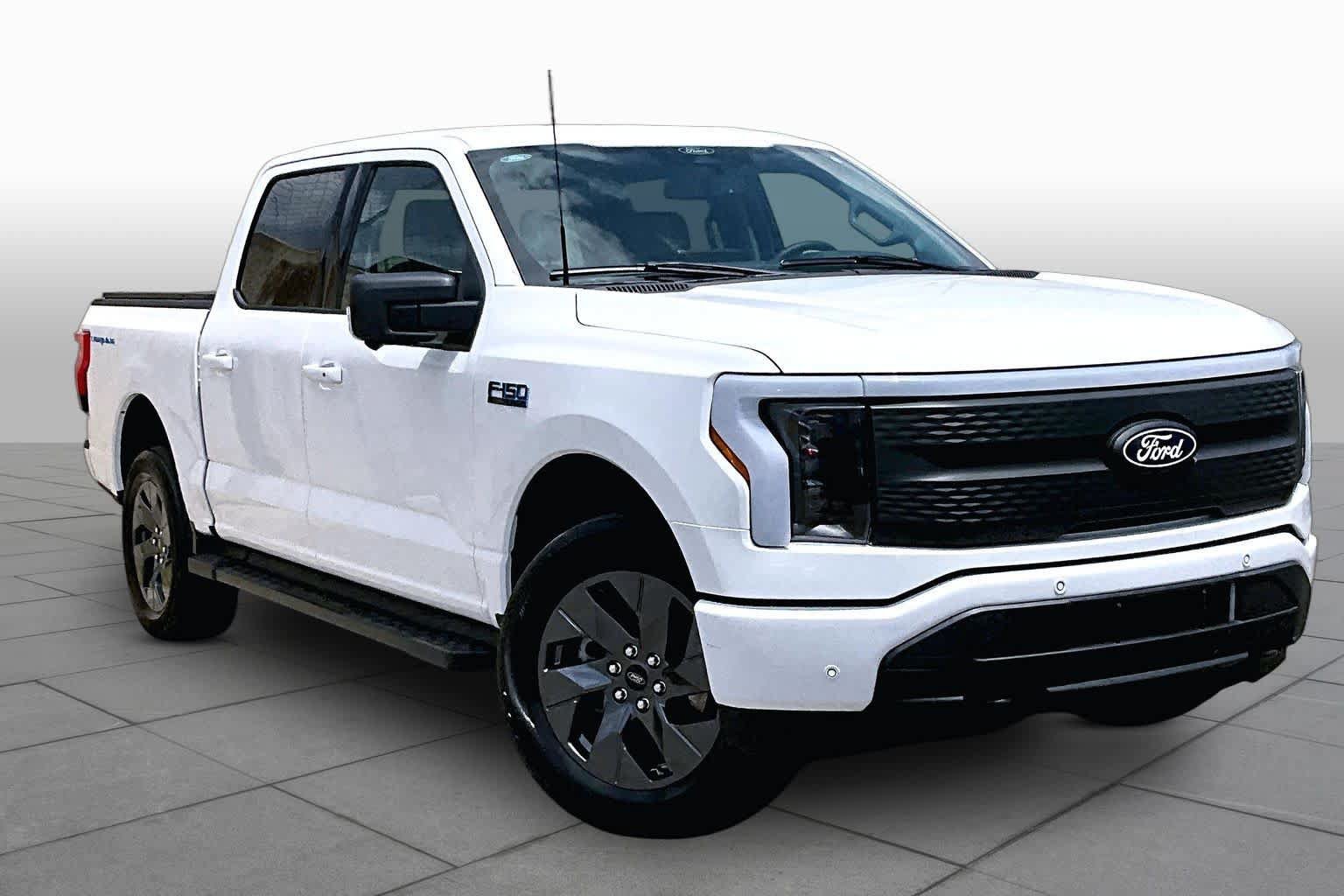 Certified 2025 Ford F150 Lightning Flash AWD/4WD image 2